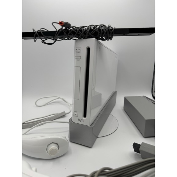 Nintendo Wii RVL-001 Home Console White Original Box With All Manuals NO GAME - Picture 3 of 16
